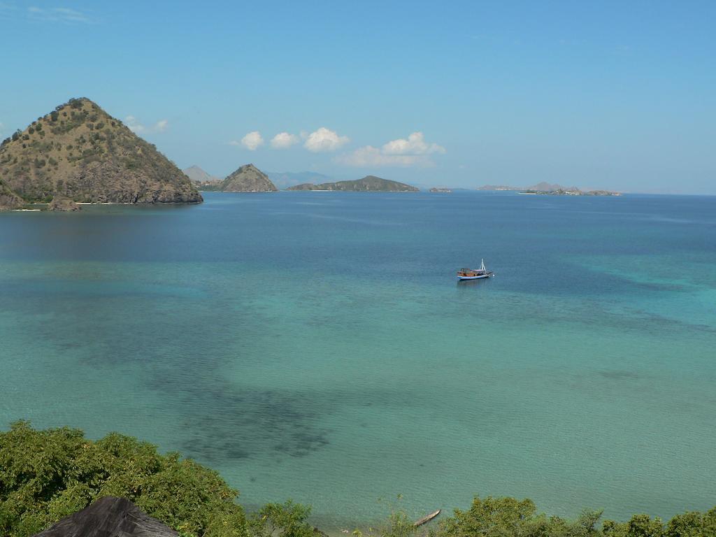 Waecicu Eden Beach Hotel Labuan Bajo Kamer foto